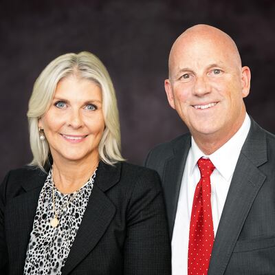 Karen Scholl e Jon Scholl.