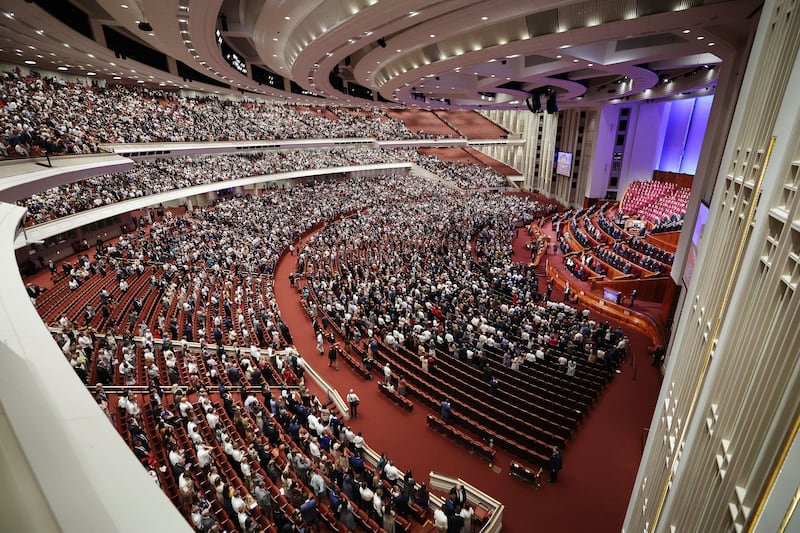 Um discurso por dia: Como se preparar para a conferência geral de abril ...