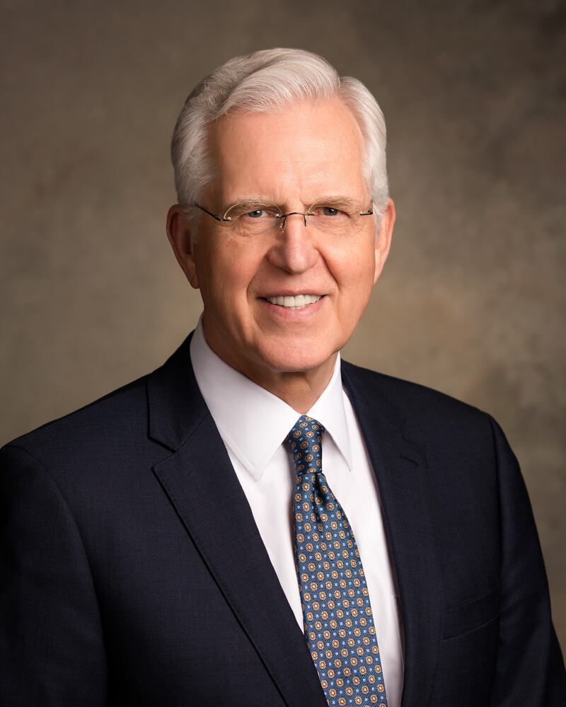 Élder D. Todd Christofferson, do Quórum dos Doze Apóstolos.