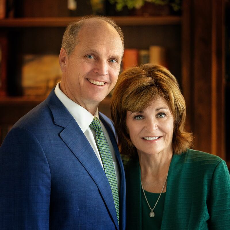 John P. Porter e Connie W. Porter, que servirão como presidente e matrona do Templo de Ogden Utah a partir de setembro de 2026.