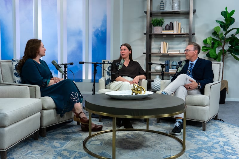 Jacob W. Olmstead e Benedicte Dansie unem-se a Mary Richards no episódio do podcast Church News lançado terça-feira, 14 de julho de 2026.