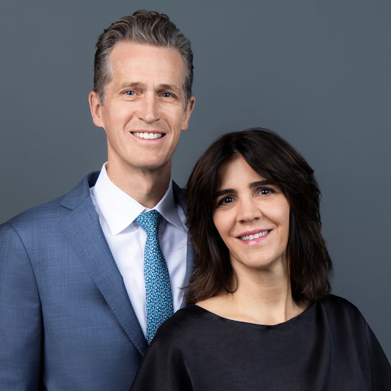 Brett Keller e Marcie Keller, que servirão como presidente e companheira da Missão Japão Tóquio Norte a partir de julho de 2026.