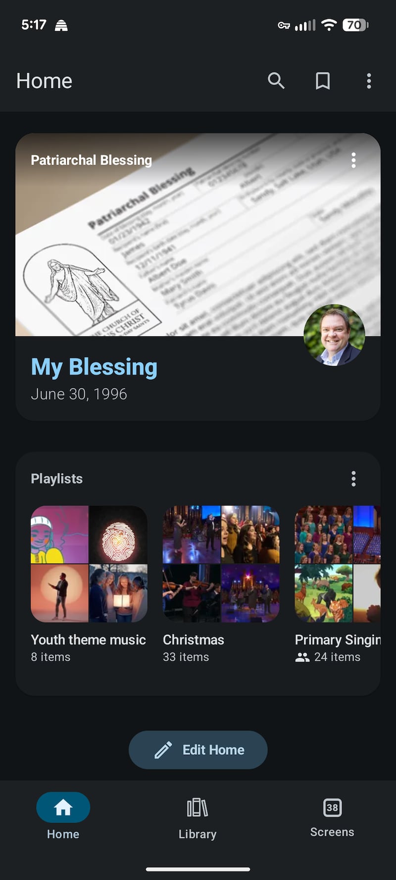 A bênção patriarcal de um indivíduo está disponível para visualizar no aplicativo Biblioteca do Evangelho junto com listas de reprodução criadas de música da Igreja ou versões em áudio de mensagens da conferência.