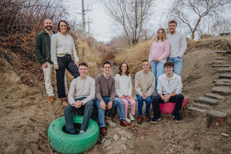 A família Stoddard de Lehi, Utah, em 15 de fevereiro de 2026.