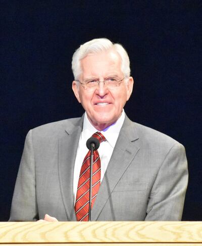 Élder D. Todd Christofferson fala durante um devocional no dia de Natal no Centro de Treinamento Missionário de Provo, no dia 25 de dezembro, 2019, em Provo, Utah.