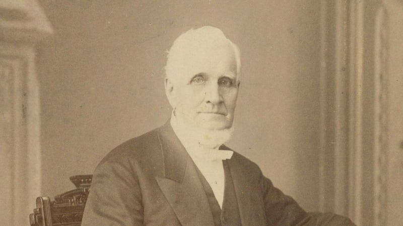 John Taylor como ele apareceu durante sua gestão como Presidente da Igreja por volta de 1880.
