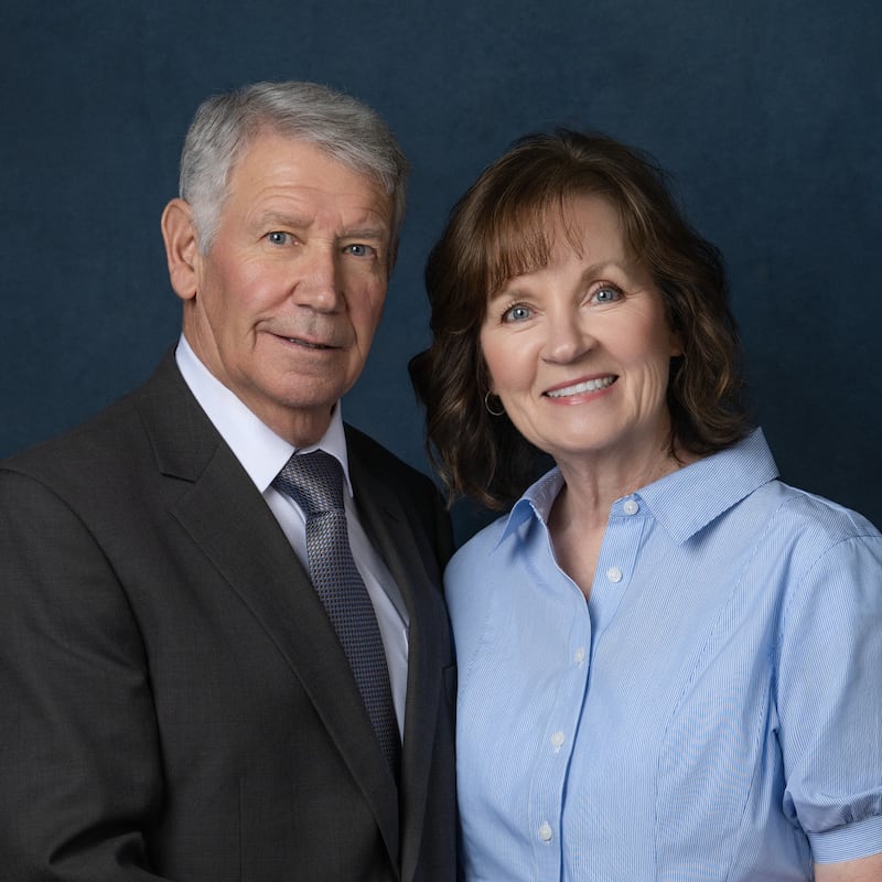 Dell E. Jemmett e Donna Jemmett, que servirão como presidente e matrona do Templo de Meridian Idaho a partir de setembro de 2026.