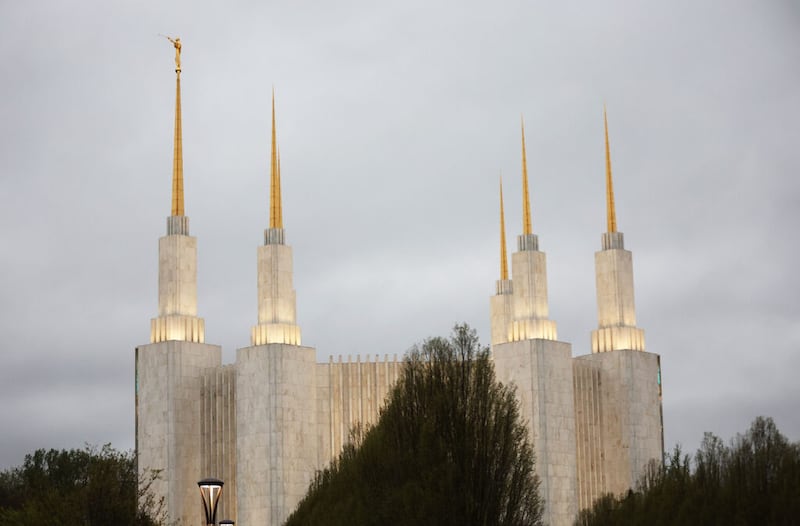 Templo de Washington D.C. em Kensington, Maryland, na segunda-feira, 18 de abril de 2022.