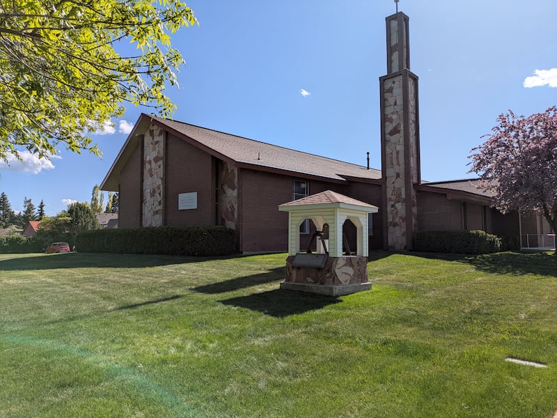Uma capela de A Igreja de Jesus Cristo dos Santos dos Últimos Dias em Garden City, Utah.