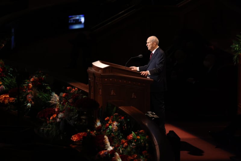Presidente Russell M. Nelson discursa na sessão da manhã de domingo, dia 3 de outubro de 2021, da 191ª Conferência Geral Semianual de A Igreja de Jesus Cristo dos Santos dos Últimos Dias.