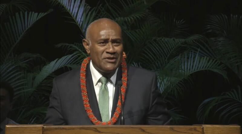 Élder Taniela B. Wakolo, Setenta Autoridade Geral, discursa no devocional da BYU-Havaí na terça-feira, 20 de setembro de 2022.