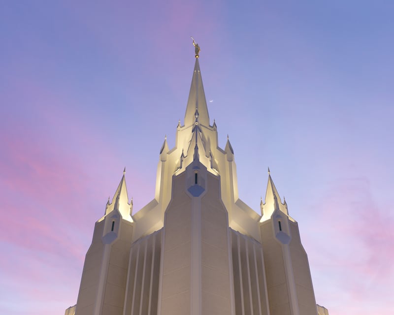 O Templo de San Diego Califórnia iluminado.