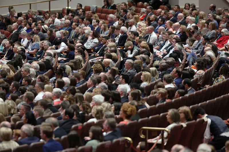 A sessão da manhã de domingo, dia 3 de abril de 2022, da 192º Conferência Geral Anual de A Igreja de Jesus Cristo dos Santos dos Últimos Dias.
