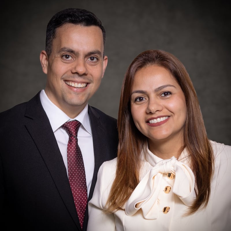 Adriano B. Nogueira e Pamela P. Nogueira, que servirão como presidente e companheira da nova Missão Brasil Sorocaba a partir de julho de 2026.
