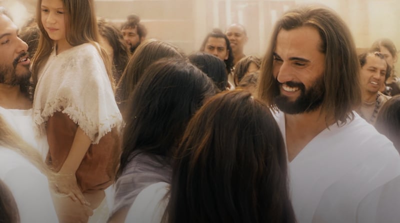 O Salvador, Jesus Cristo, é retratado em ilustrações do Livro de Mórmon ministrando nas Américas após Sua Ressurreição.