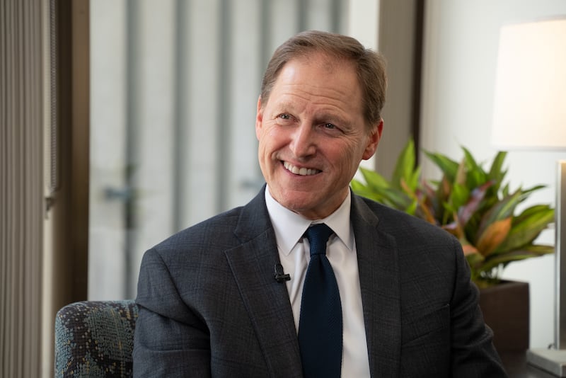 Elder Mark A. Bragg, Setenta Autoridade Geral e diretor executivo do Departamento de História da Família e FamilySearch International, junta-se ao episódio do podcast do Church News lançado na terça-feira, 5 de maio de 2026.