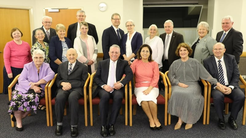 Élder e irmã Soares se reuniram com um grupo de membros pioneiros de A Igreja de Jesus Cristo dos Santos dos Últimos Dias em Brisbane, Austrália, em 26 de maio de 2022.