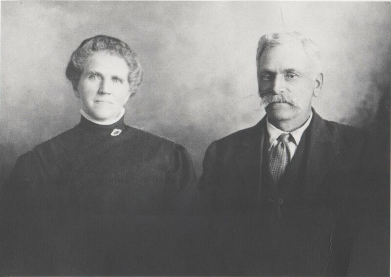 Uma foto da tataravó da presidente Joy D. Jones, Helen Adelia Gibson Ellsworth, com seu marido, Brigham Henry Ellsworth.