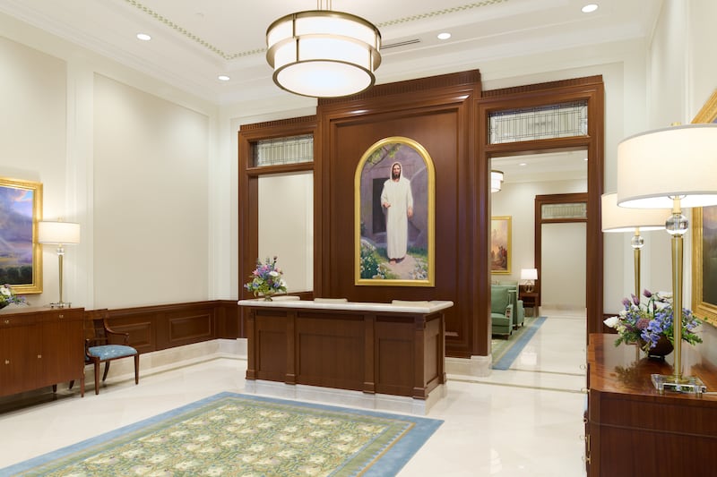 A mesa de recomendações do Templo de Willamette Valley Oregon.