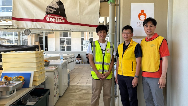 Os membros da Igreja e a Second Harvest Japan trabalham juntos para prestar assistência após o terremoto de 28 de julho de 2026 em Kumamoto, Japão.