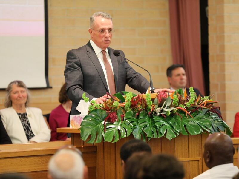 Élder Ulisses Soares discursa aos membros e amigos de A Igreja de Jesus Cristo dos Santos dos Últimos Dias em Sydney, Austrália, em 28 de maio de 2022.