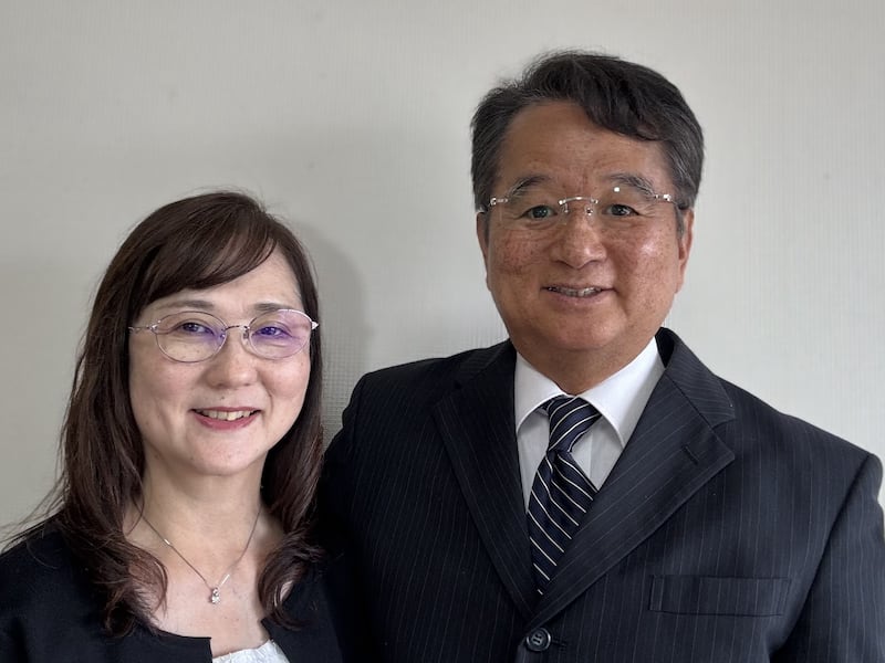 Tsukasa Nagamine e Sae Nagamine, que servirão como presidente e matrona do Templo de Okinawa Japão a partir de setembro de 2026.
