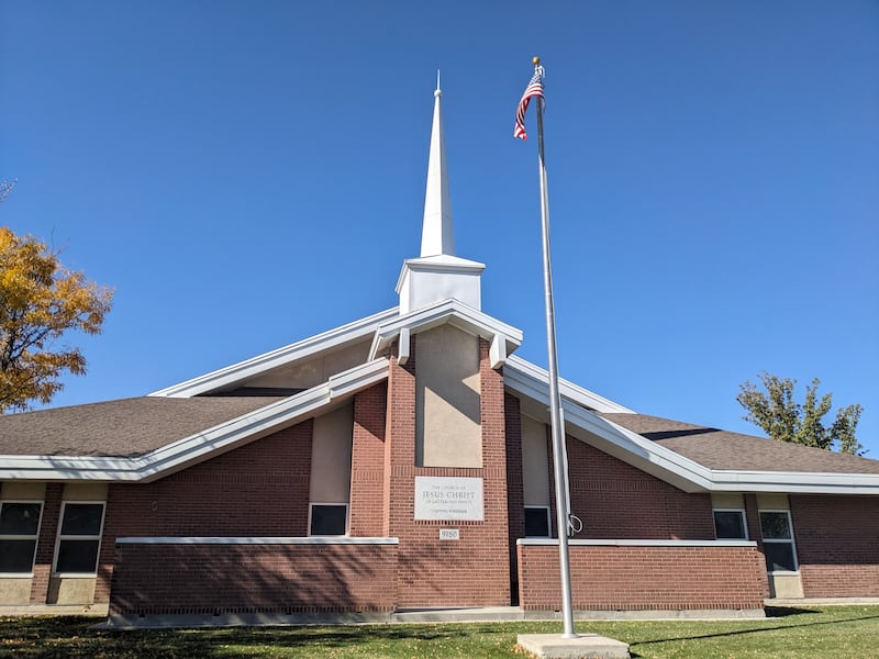 Uma capela de A Igreja de Jesus Cristo dos Santos dos Últimos Dias é vista aqui no domingo, 29 de outubro de 2023.