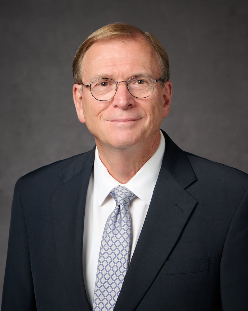 Grant Anderson, que foi chamado para servir como membro do conselho consultivo geral da Escola Dominical pela Primeira Presidência. Ele iniciou seu serviço em junho.