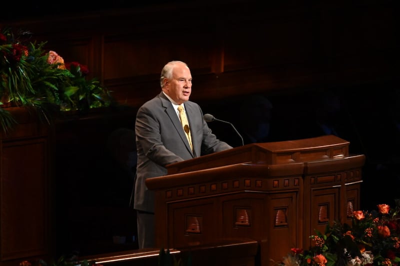Élder Ronald A. Rasband discursa na sessão da tarde de sábado, dia 2 de outubro de 2021, da 191ª Conferência Geral Semianual de A Igreja de Jesus Cristo dos Santos dos Últimos Dias.