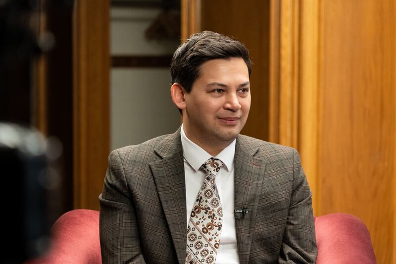 Jonathan Wing, diretor de eventos de FamilySearch International, participa da gravação do podcast do Church News que irá ao ar na terça-feira, 3 de março de 2026.