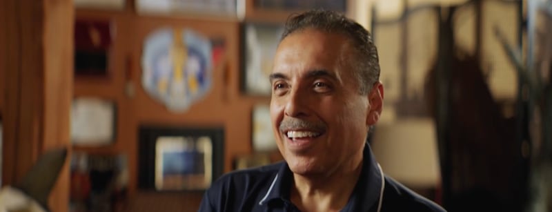 José Hernández fala sobre sua criação e se tornar astronauta durante seu discurso virtual principal no RootsTech, que ficou disponível online em 13 de fevereiro de 2026.