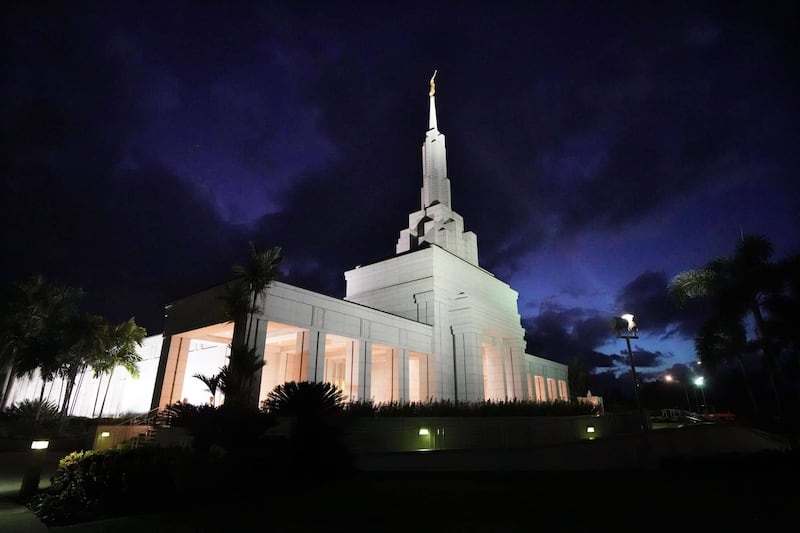 O Templo de Apia Samoa à noite.