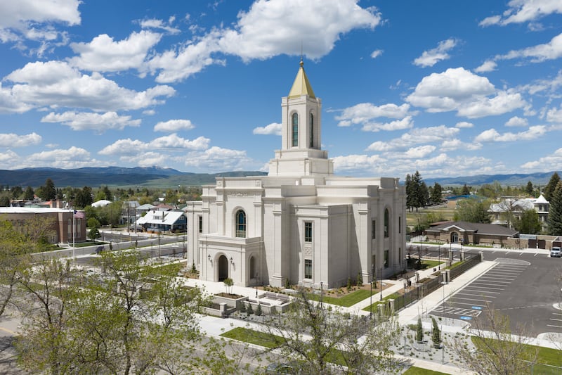 O exterior do Templo de Montpelier Idaho.