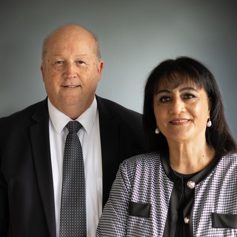 Tony Osborne e Erina Osborne, que servirão como presidente e matrona do Templo de Hamilton Nova Zelândia começando em setembro de 2026.
