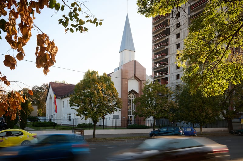 Uma capela em Bucareste, Romênia, é fotografada no domingo, 16 de outubro de 2022.